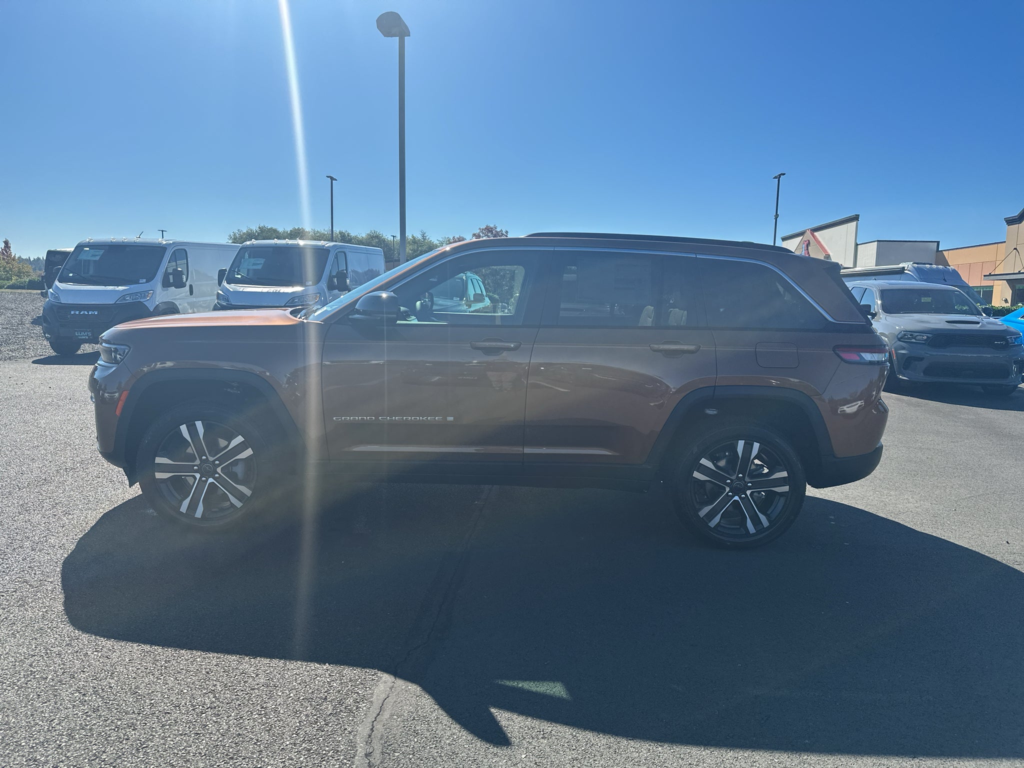 2027 Jeep Grand Cherokee Limited