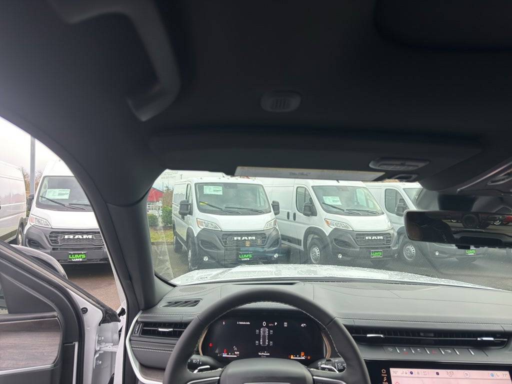 2026 Jeep Grand Cherokee Limited Reserve