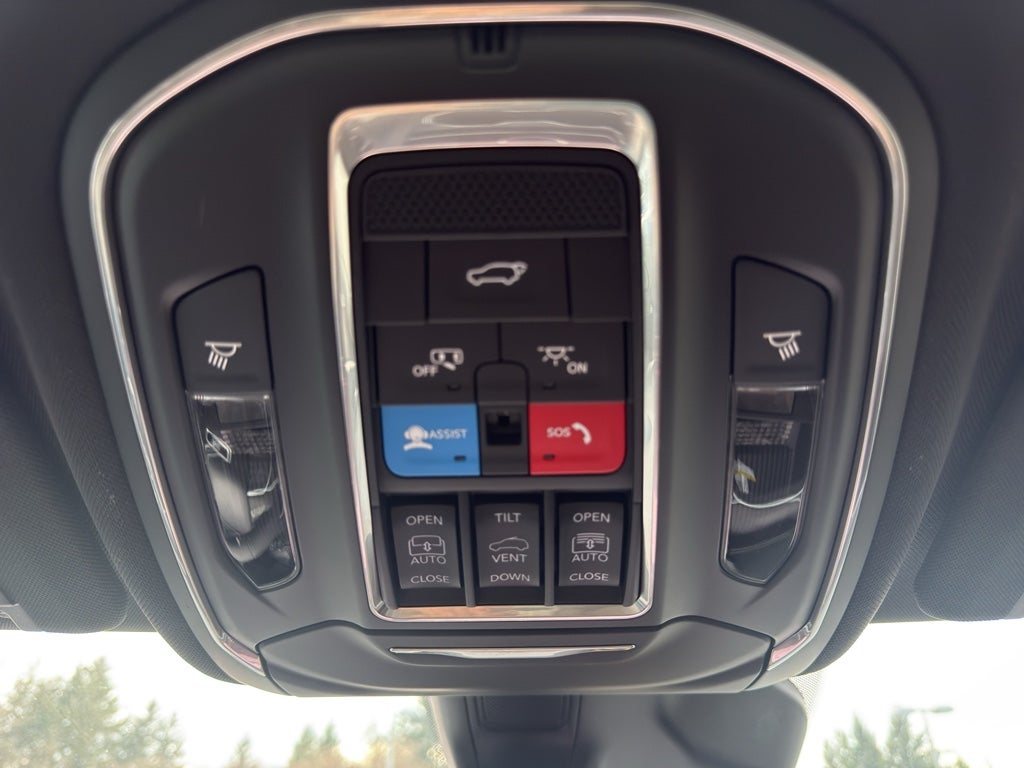 2026 Jeep Grand Cherokee Limited Reserve