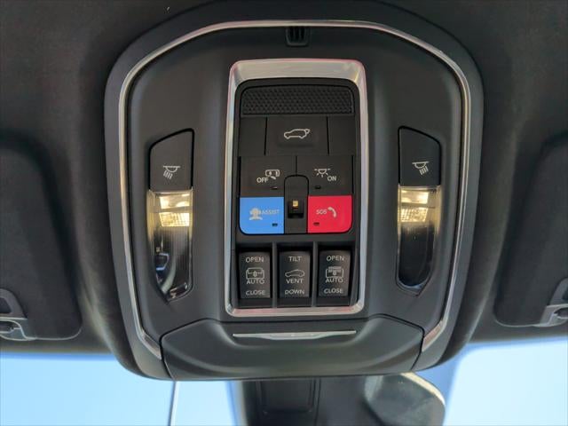 2027 Jeep Grand Cherokee Summit