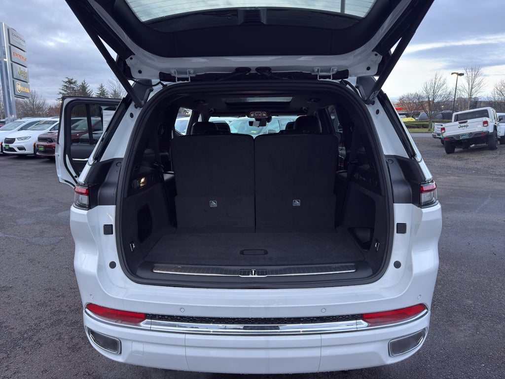 2025 Jeep Grand Cherokee L Overland