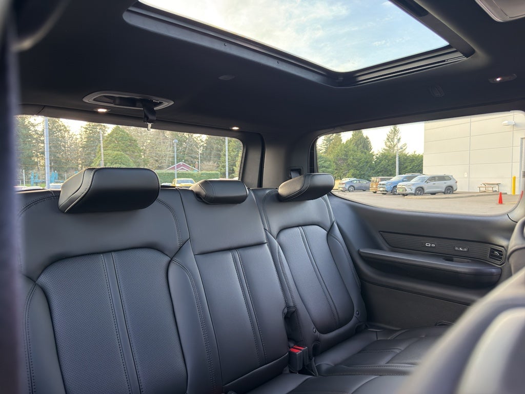 2026 Jeep Grand Wagoneer Base