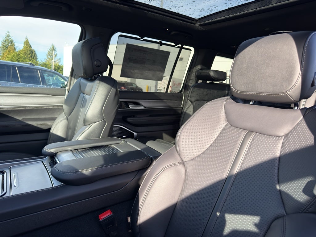 2026 Jeep Grand Wagoneer Limited Reserve