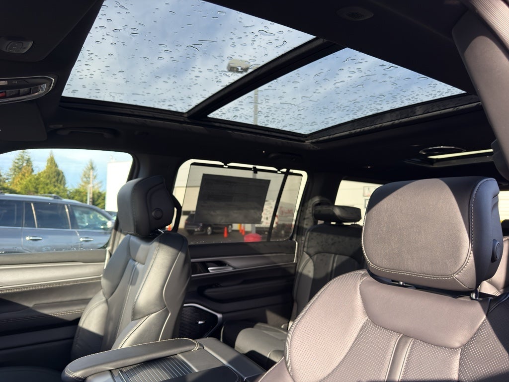 2026 Jeep Grand Wagoneer Limited Reserve