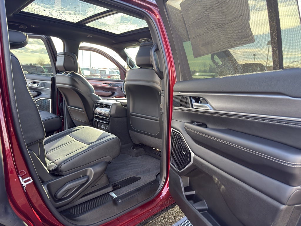 2026 Jeep Grand Wagoneer Limited Reserve