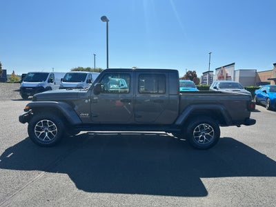 2023 Jeep Gladiator Overland