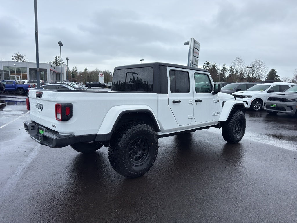 2023 Jeep Gladiator Overland