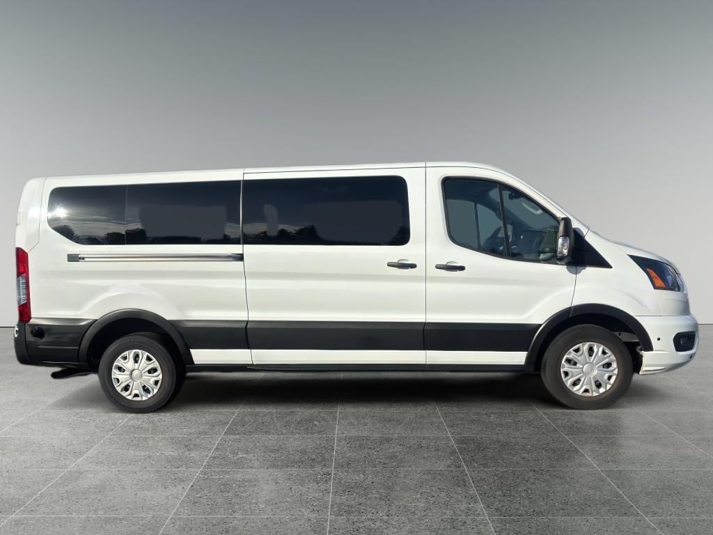 2024 Ford Transit Wagon XLT