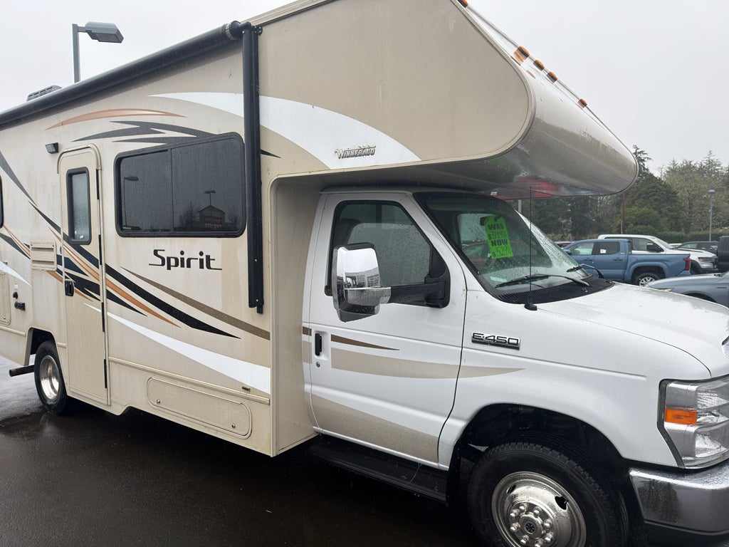 2017 Ford E-450 Super Duty Base