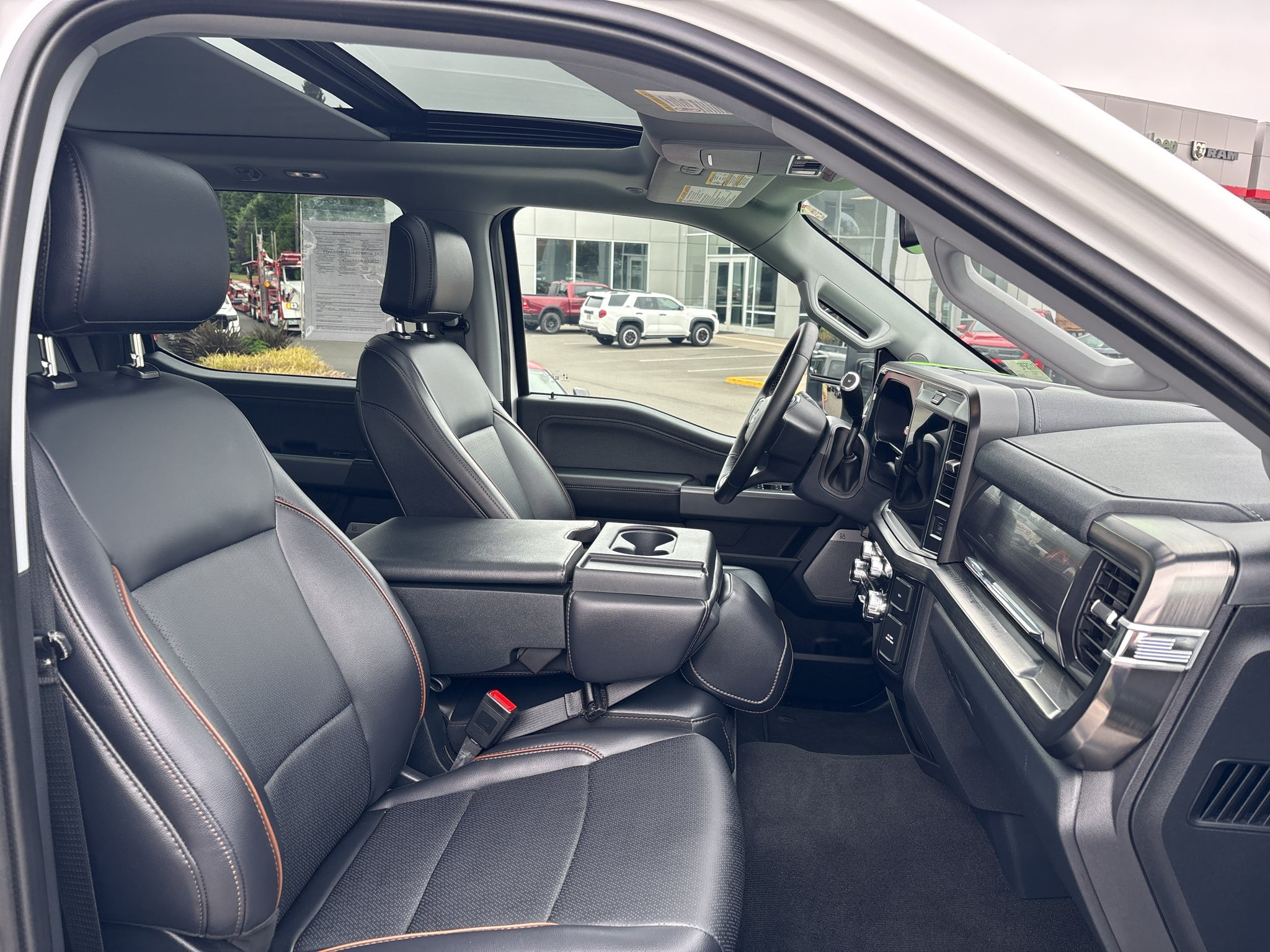 2025 Ford F-350 LARIAT