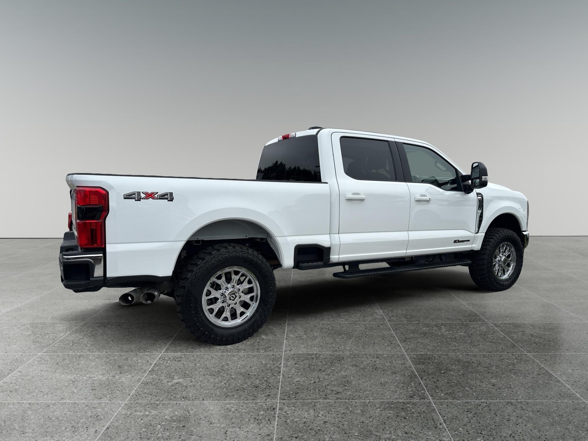 2025 Ford F-350 LARIAT