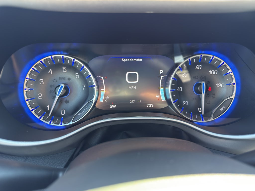 2025 Chrysler Pacifica Select