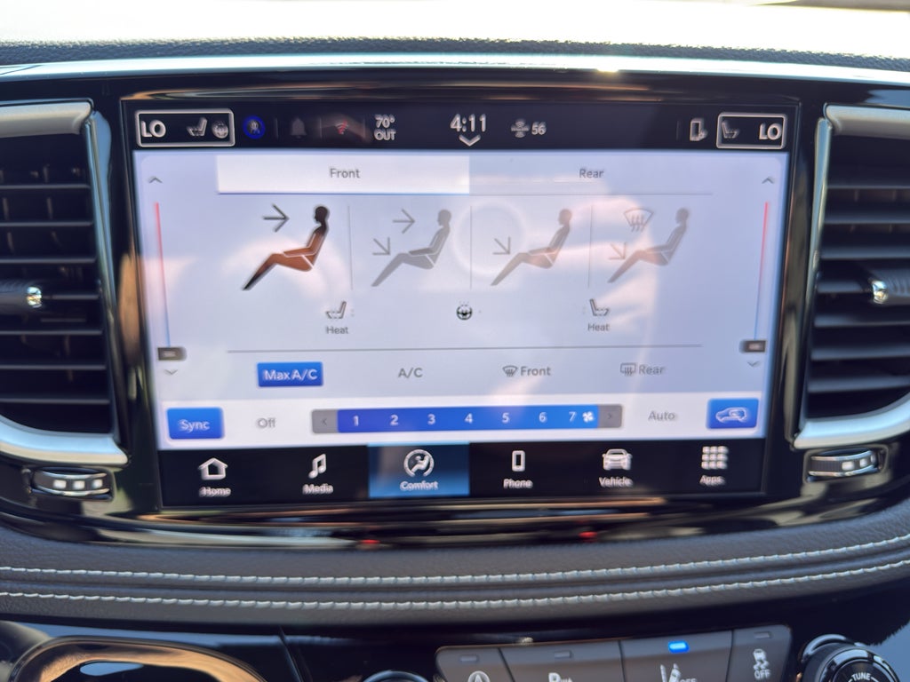 2025 Chrysler Pacifica Select