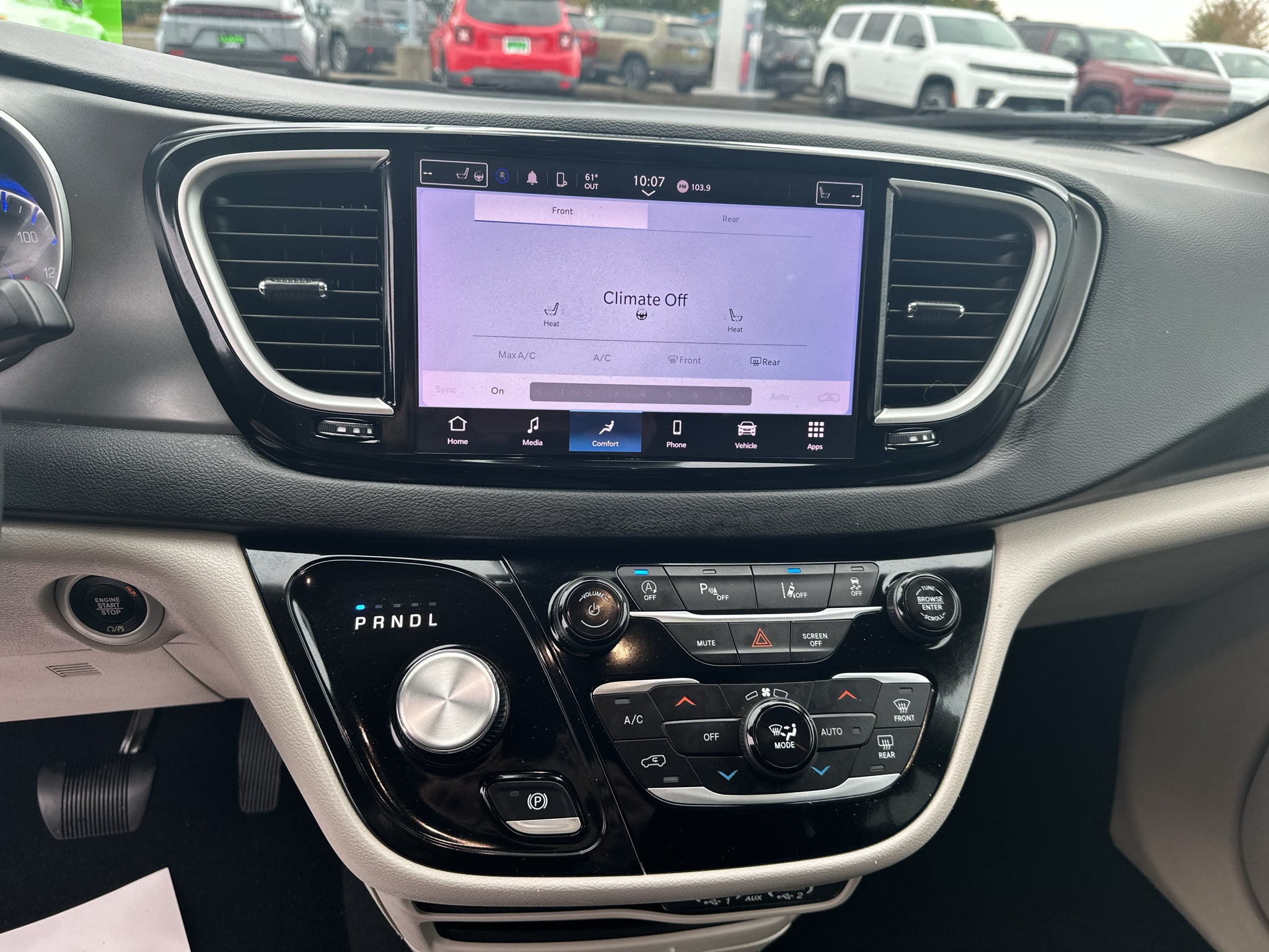 2024 Chrysler Pacifica Touring L