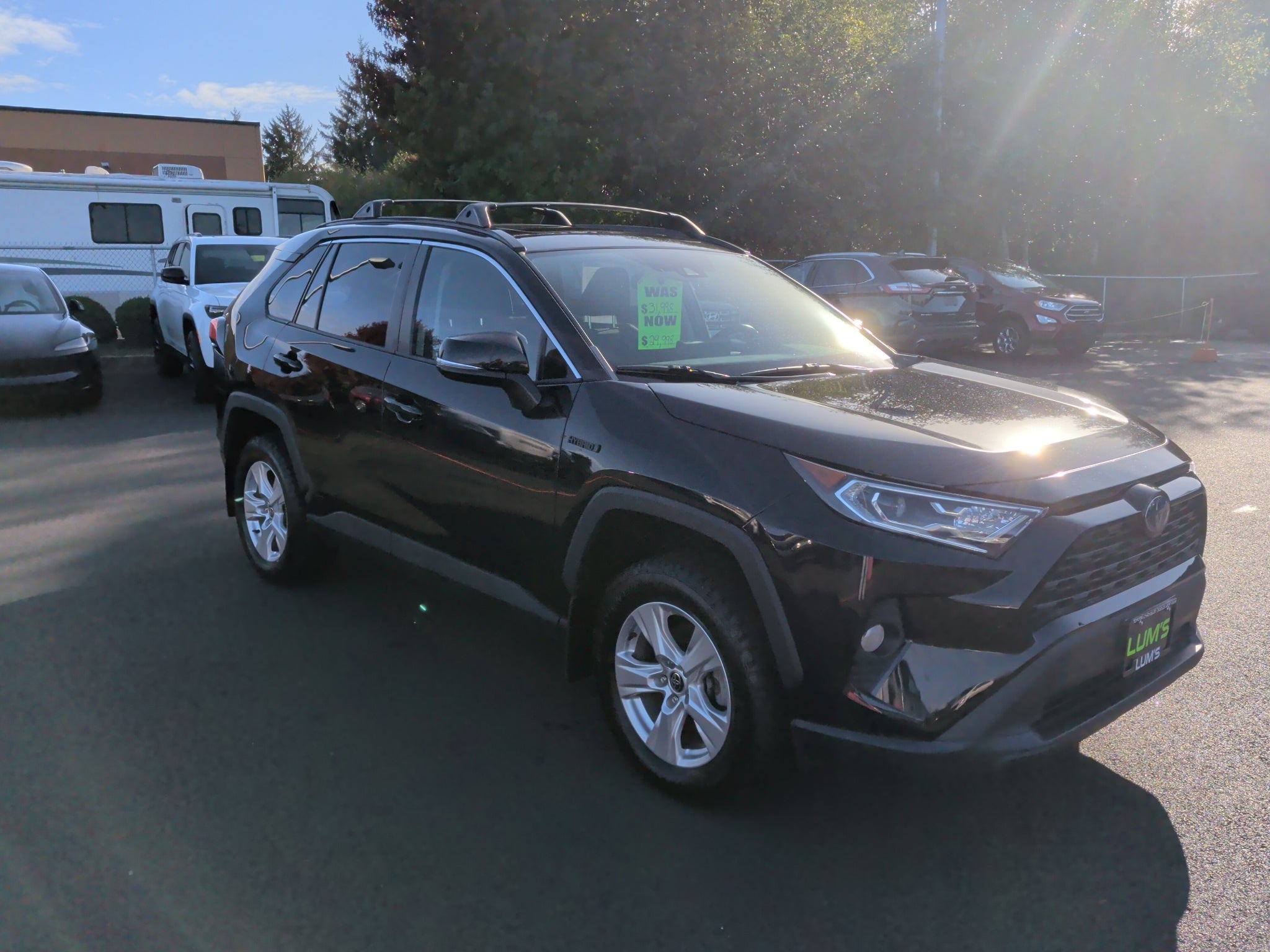 2021 Toyota RAV4 Hybrid XLE