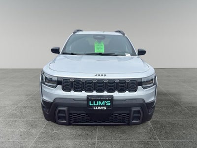2026 Jeep Cherokee Laredo