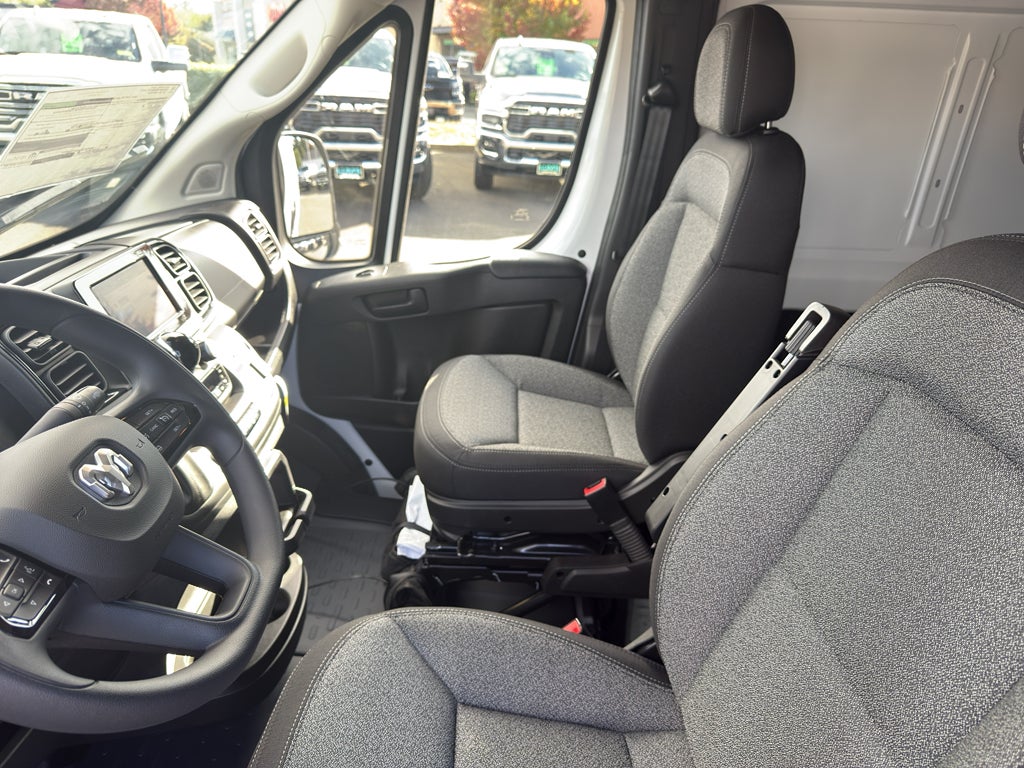 2026 RAM ProMaster 2500 High Roof 136WB