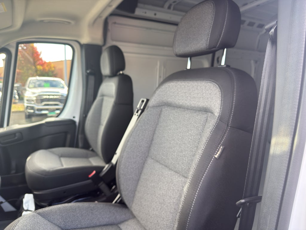 2026 RAM ProMaster 2500 High Roof 136WB