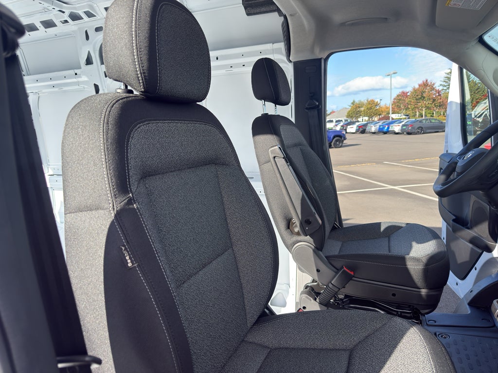 2026 RAM ProMaster 2500 High Roof 136WB