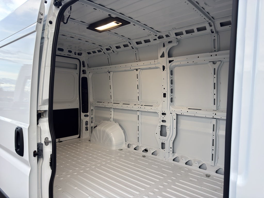 2026 RAM ProMaster 2500 Tradesman