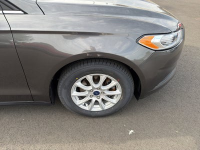 2016 Ford Fusion S
