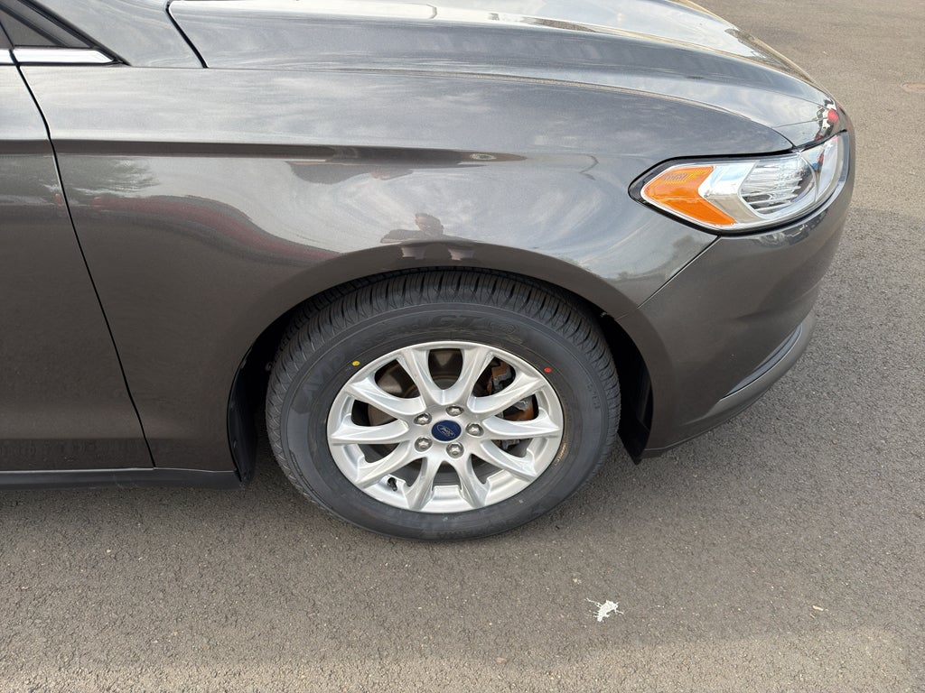2016 Ford Fusion S