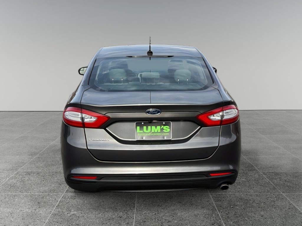 2016 Ford Fusion S
