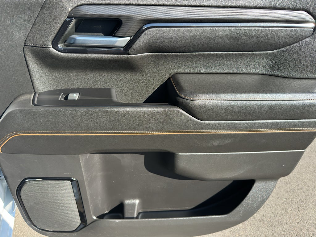 2022 GMC Sierra AT4