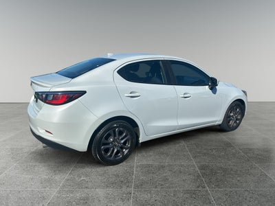 2019 Toyota Yaris LE
