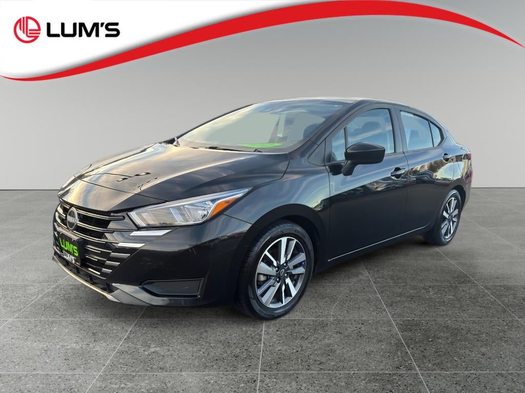 2023 Nissan Versa SV