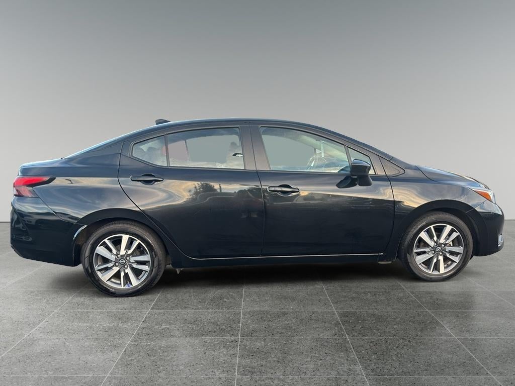 2023 Nissan Versa SV