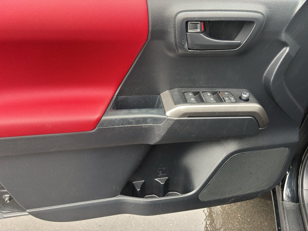 2018 Toyota Tacoma SR5