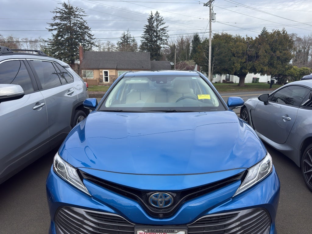 2019 Toyota Camry Hybrid XLE