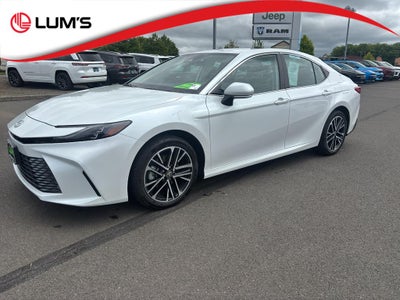 2026 Toyota Camry Hybrid XLE