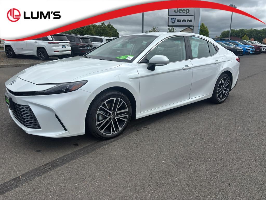 2026 Toyota Camry Hybrid XLE