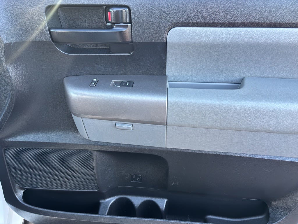 2014 Toyota Sequoia SR5