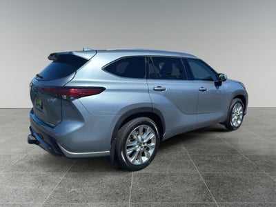 2022 Toyota Highlander Limited