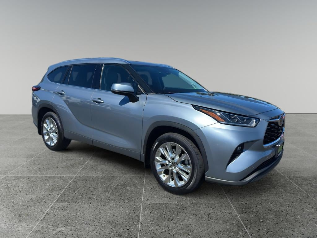 2022 Toyota Highlander Limited
