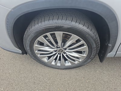 2021 Toyota Highlander Hybrid Hybrid Platinum