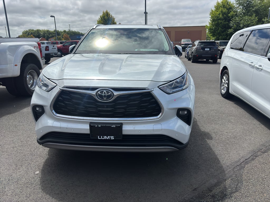 2026 Toyota Highlander Hybrid Hybrid Platinum