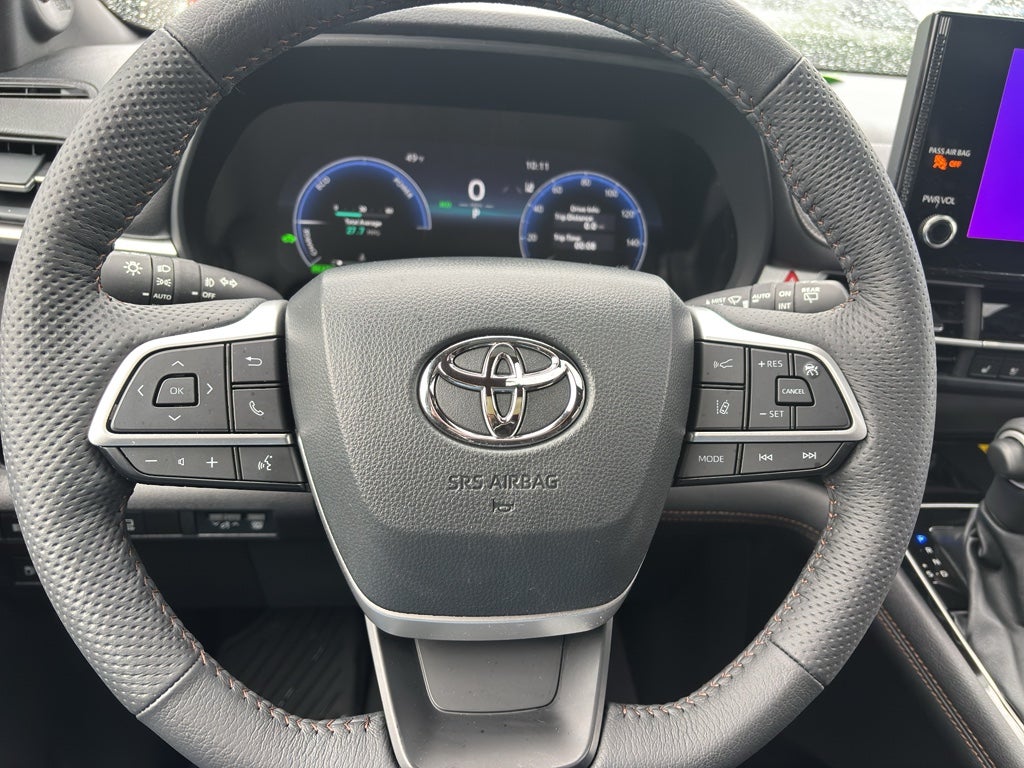 2025 Toyota Sienna Platinum