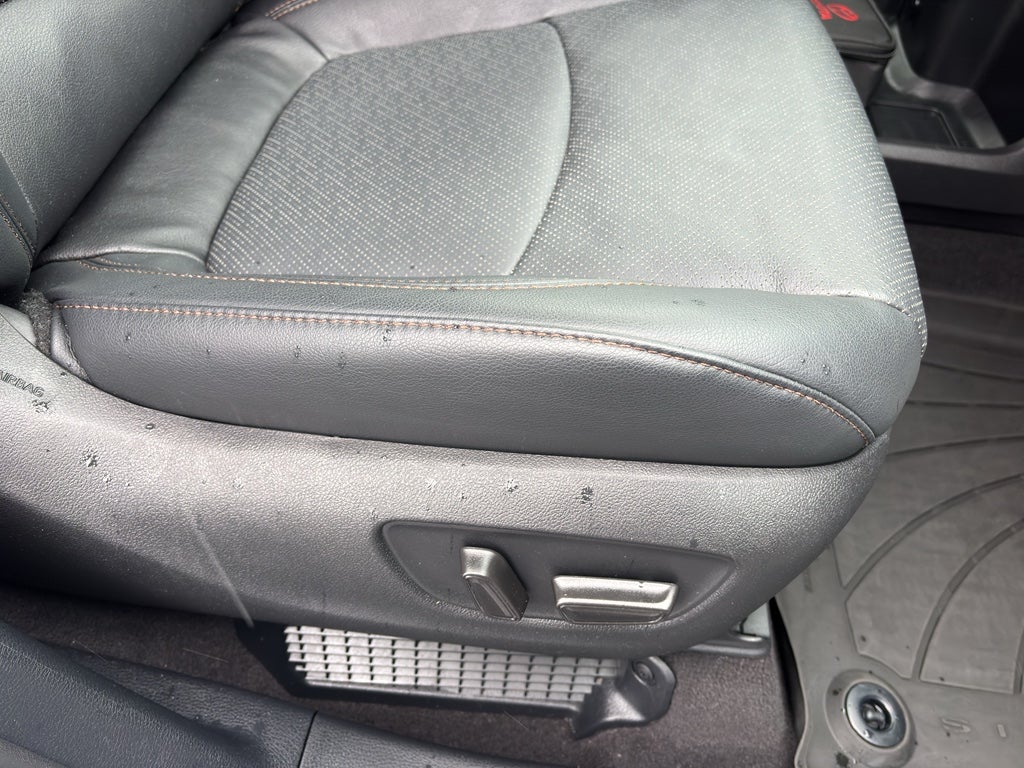 2025 Toyota Sienna Platinum