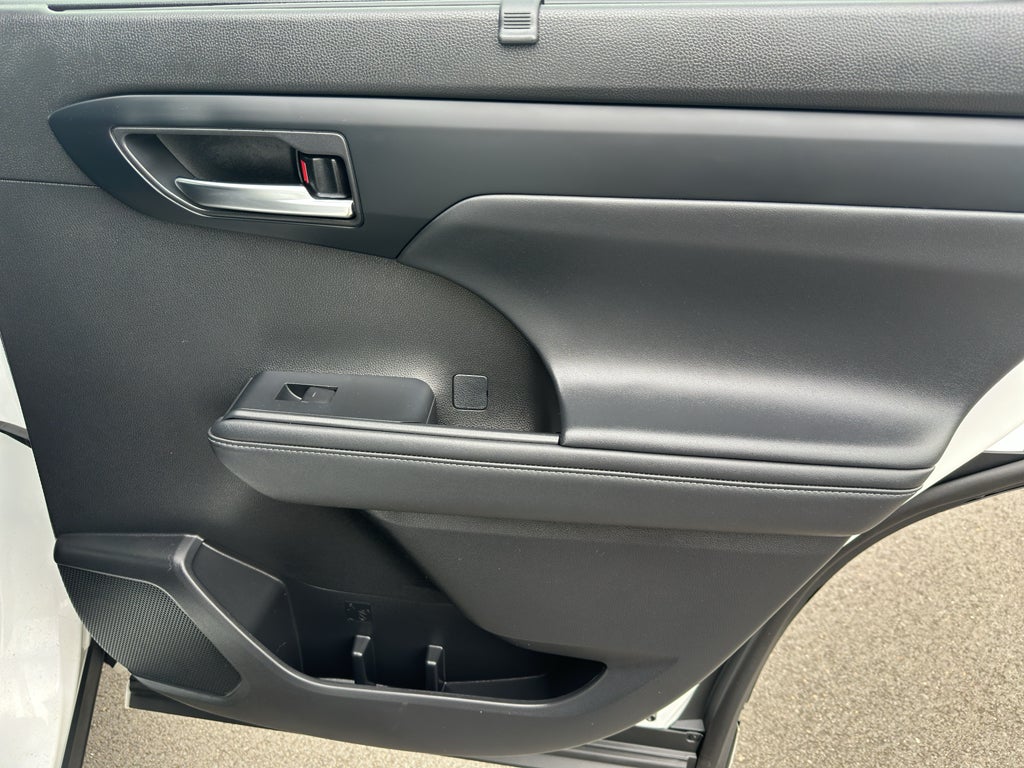 2022 Toyota Highlander Hybrid Hybrid XLE