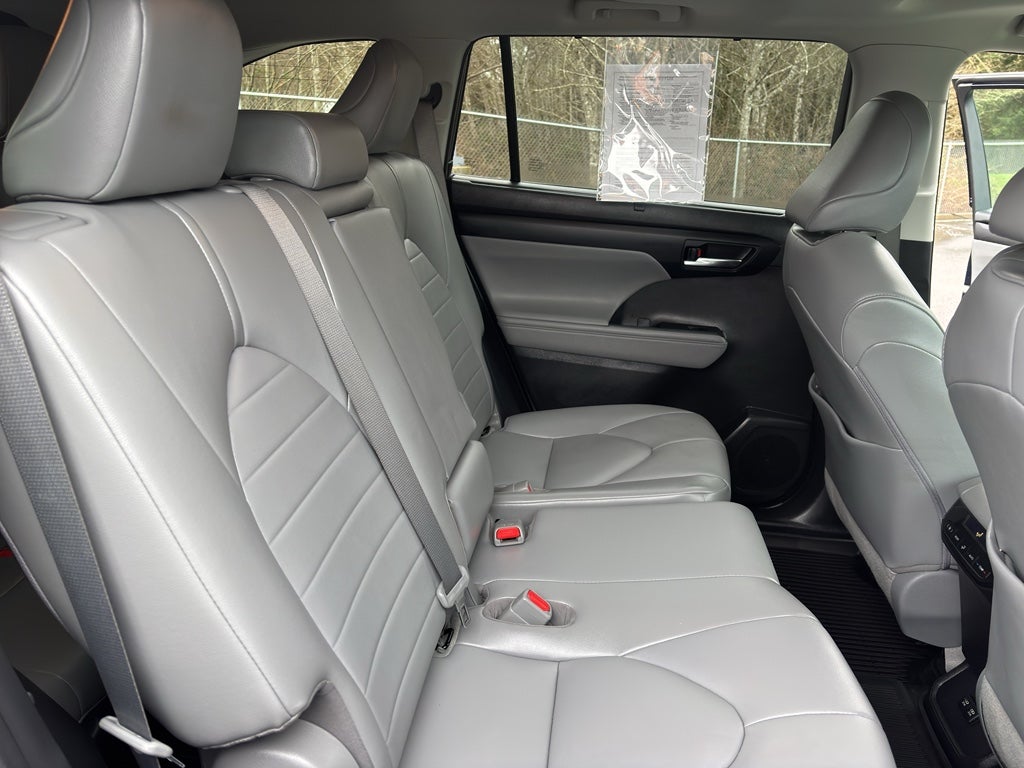 2021 Toyota Highlander Hybrid Hybrid XLE