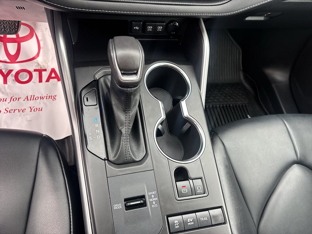 2021 Toyota Highlander Hybrid Hybrid XLE