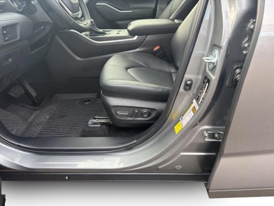 2025 Toyota Highlander Hybrid Hybrid XLE