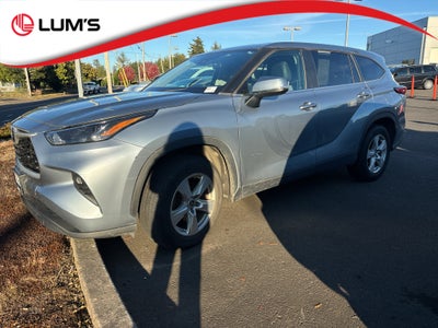 2023 Toyota Highlander LE