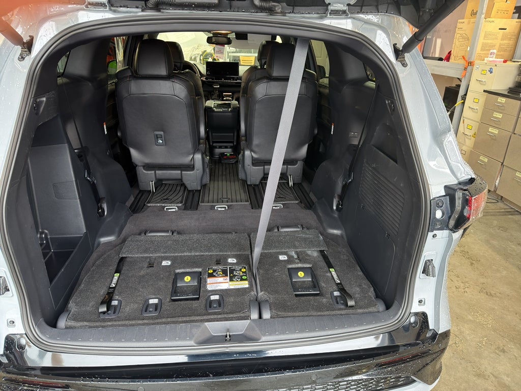 2025 Toyota Sienna Hybrid XSE