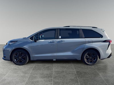 2025 Toyota Sienna XSE