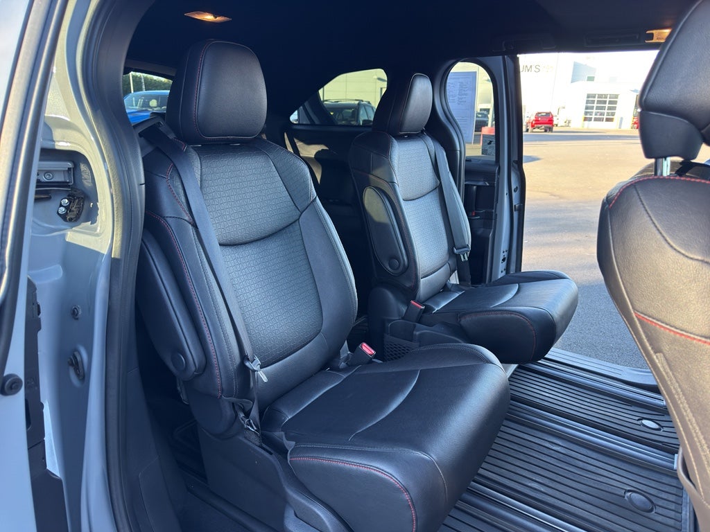 2025 Toyota Sienna XSE